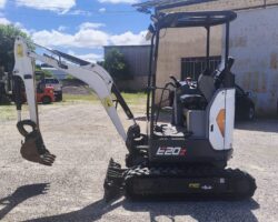Mini escavadeira Bobcat E20Z