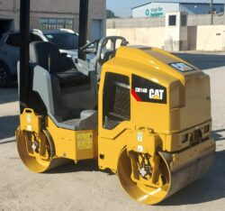 Rolo compactador CAT CB14